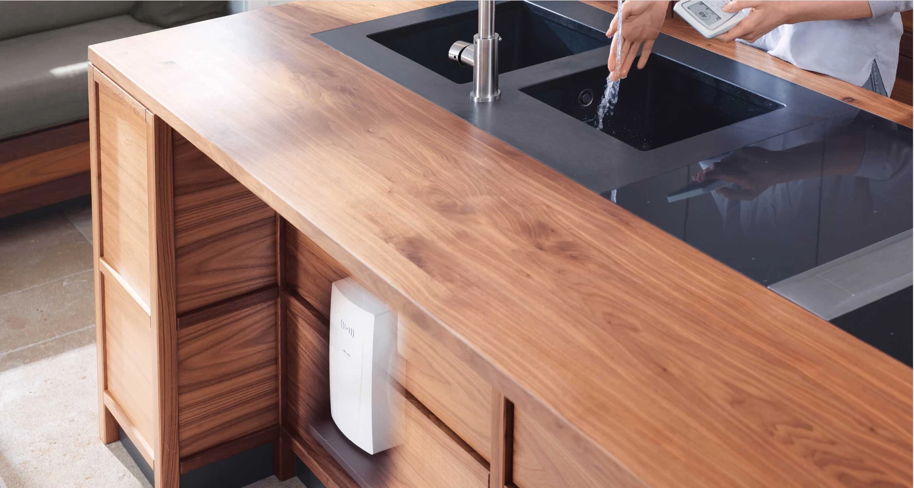 Máy nước nóng tức thì E-compact CFX-U